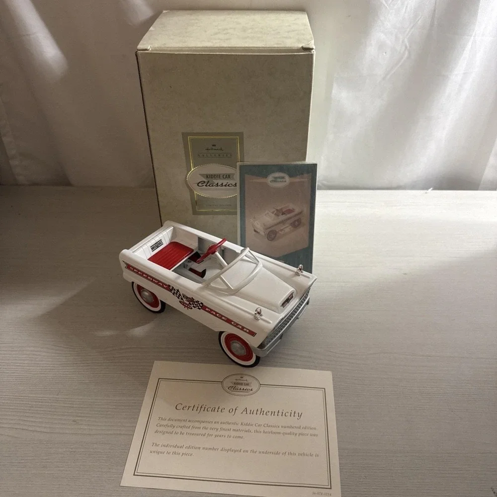 Vintage‎ Hallmark Kiddie Classics 1961 Murray Speedway Pace Car – Box & COA